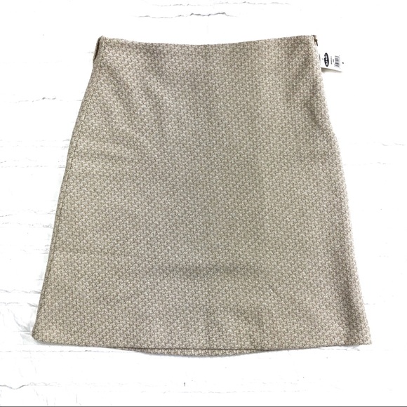 Old Navy Dresses & Skirts - NWT Old Navy Wool Skirt Size 6 Cream Tan